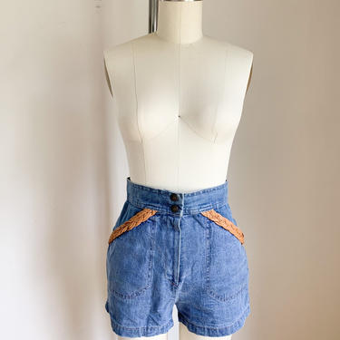 Vintage 1970s Denim Shorts with braided faux leather trim / XS / 26&quot; waist 