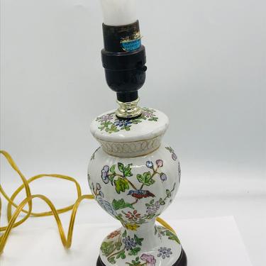 Vintage  Asian Style able Boudoir lamp with Wooden Base- 10&amp;quot; Chip Free- Works Great 