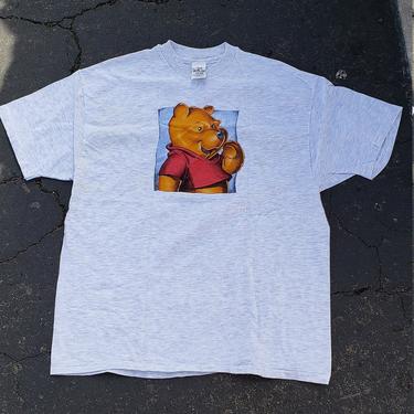 Vintage T-shirt Winnie-the-Pooh 1990s XL Disney Store Surf Skate Hike Camping Casual Street Clothing Distressed 