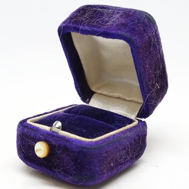 Antique Velvet Ring Presentation Box with Mother of Pearl Clasp, Vintage Jewelry Casket 
