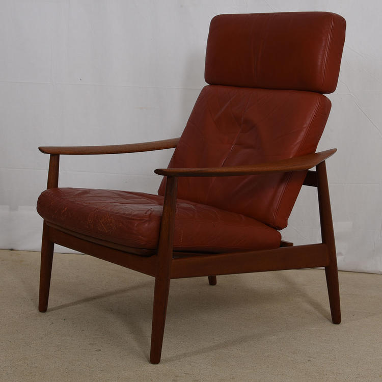 Danish Modern Teak Lounge Chair w / Blood Orange Leather Cushion