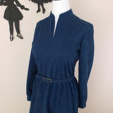 Vintage 1970's Velour Dress / 70s Kay Windsor Navy Blue Day Dress S 