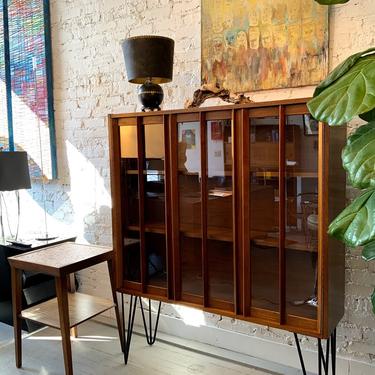 Mid Century Modern Cabinet with Hairpin Legs