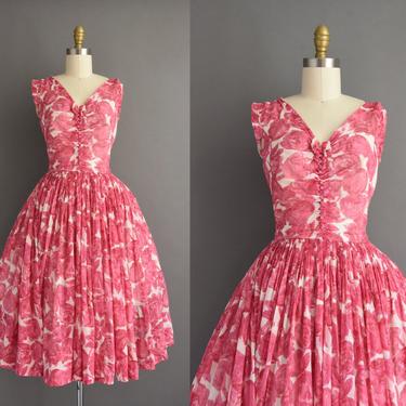 1950s vintage dress | Gorgeous Vibrant Pink Floral Print Sweeping Full Skirt Cotton Summer Dress | Small | 50s dress 