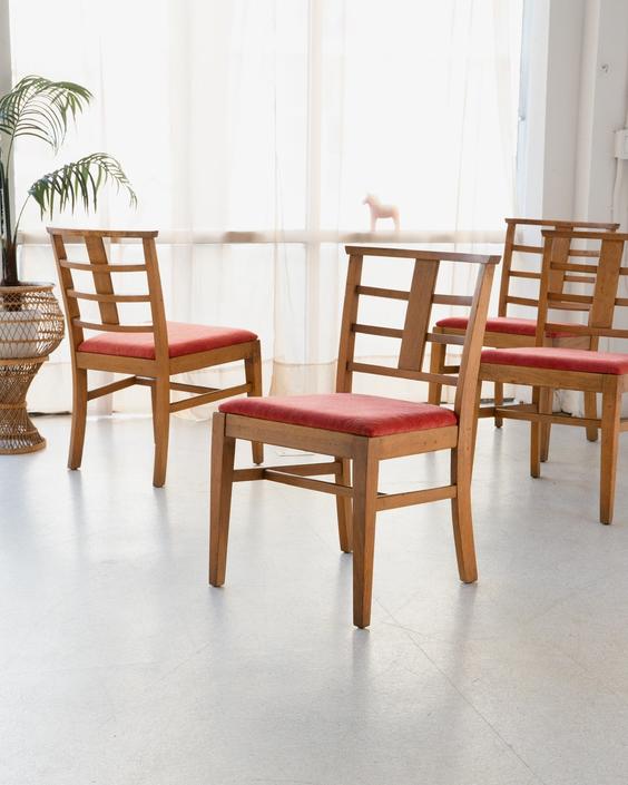 Set of 4 Cinnabar Color Pattern Dining Chairs