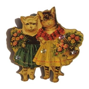 Vintage Kitty Cats Brooch Anthropomorphic Victorian Cat Pin - Designs from the Deep DftD 
