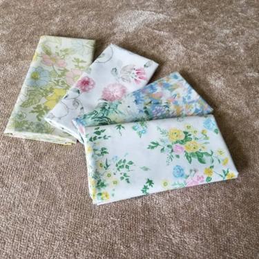 Vintage Floral Pillow Cases / Flowery Chintz Pillowcases / Retro Print Standard Pillowcase / King Size Floral Pillow Case 