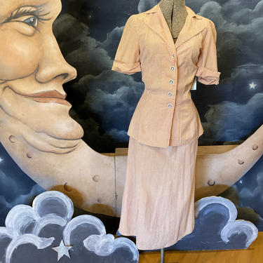 Vintage 1940 &amp;quot;Blackfriar's&amp;quot; Two Piece Peach &amp; White Seersucker Striped Skirt Set - XSmall 