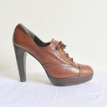Vintage Size 7.5 Brown Leather High Heel Oxfords Tie Shoes Platform Cap Toes  Men's Style Stuart Weitzman 