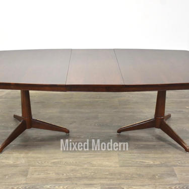Walnut Expandable Pedestal Dining Table 