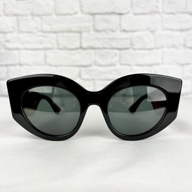 Gucci Eyewear Oversize cat eye acetate sunglasses, Black.