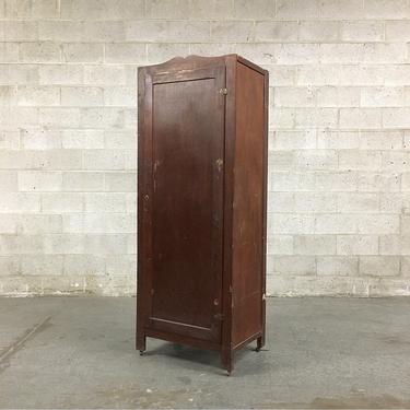 LOCAL PICKUP ONLY ------------ Antique Armoire 