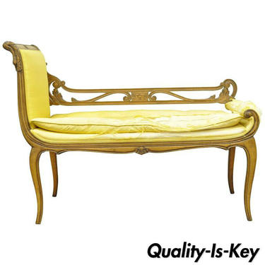 Hollywood Regency French Style Swan Carved Small Chaise Lounge Window Hall Bench