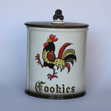 vintage metlox poppytrail red rooster cookie jar 