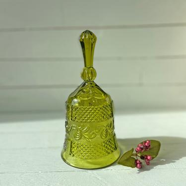 Vintage Large Green Depression Glass Bell, Dinner Bell // Green Glass Collector // Cottagecore, Boho, Green Glass // Perfect Gift 