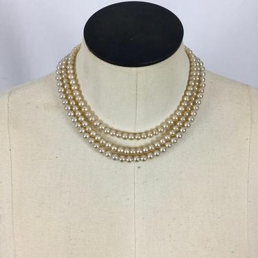 Vintage 50s Pearl choker | Vintage champagne faux pearl three strand choker | 1950s Sarah Coventry multi strand necklace 