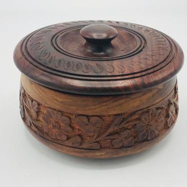 Vintage Hand-Carved Folk Art Box - Made in India - Round Turned Treenware - Trinket Box -  Hand Carved Flowers - Lidded Box 
