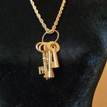 Gold  key necklace multi dangle long by Lisner 