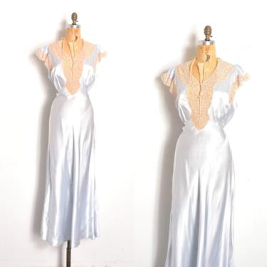 Vintage 1930s Nightgown / 30s Liquid Satin and Lace Bias Cut Maxi / Ice Blue ( M L ) 