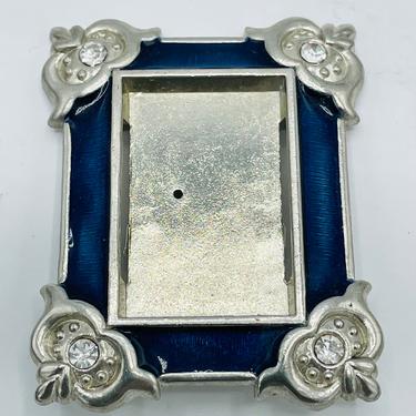 Jay Strongwater for Neiman Marcus Blue Mini Picture Frame Pin.  1 1/2 in x 2 in. 