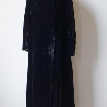 1930s Silk Velvet Black gothic Opera Coat 