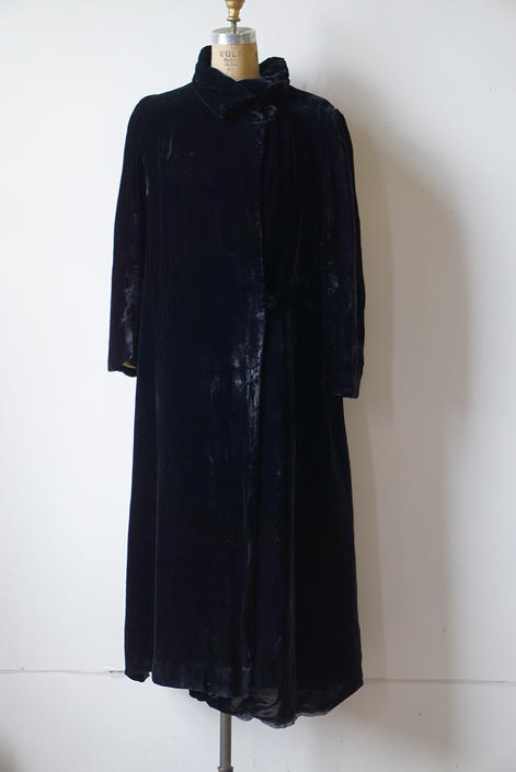 1930s Silk Velvet Black gothic Opera Coat 