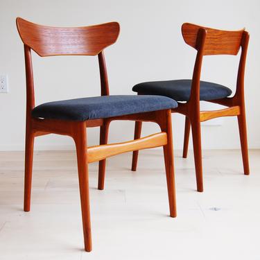 Set of 2 Danish Modern Schionning Elgaard Teak Dining Chairs for Randers Mobelfabrik Made in Denmark 