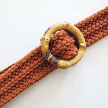 Vintage 70s Woven Belt with Bamboo Buckle - Stretchy Rust Brown Woven Womens Belt - Round Bamboo Buckle - Boho Belt 