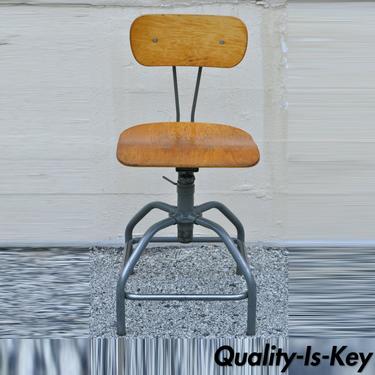 Vintage Mid Century Adjustable Industrial Drafting Stool Artist Work Chair