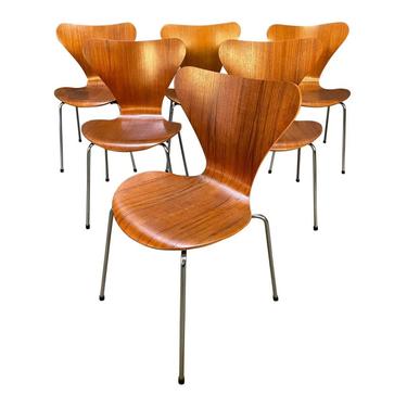 Set of Six Vintage Mid Century Danish Modern "Serie 7" Teak Dining Chairs by Arne Jacobsen 