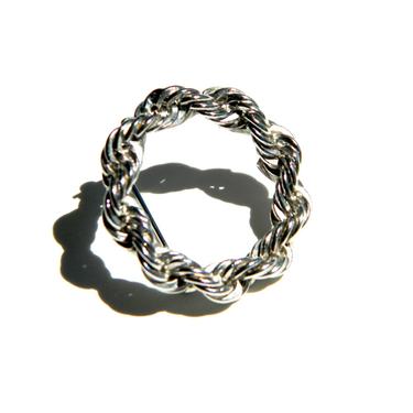 Vintage classic sterling silver eternity circle brooch twisted chain high quality 1 1/4&amp;quot; brooch classic fashion retro mid century c 1970 