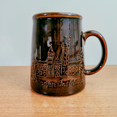 Bennington Potters Smithsonian Institution Institute Mug | Brown Castle | S1 | Vermont USA 