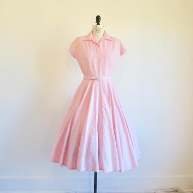 Vintage 1950's Pink Cotton Fit and Flare Day Dress Pin Tucks Full Skirt Short Sleeve Spring Summer Rockabilly Swing 28.5" Waist Small Medium 