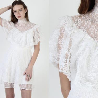 White Prairie Wedding Mini Dress / Vintage 70s Sheer Floral Lace Bridal Dress / Simple Bridesmaids Capelet Tea Dress 