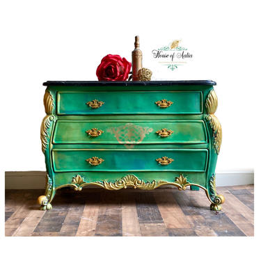 Emerald and Gold French Provincial Bombe Chest or Dresser. Vintage Chest. Entryway Accent Table. Boho, Eclectic, French Country Bedroom. 