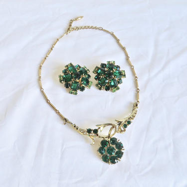 Vintage 1950's Coro Emerald Green Glass Rhinestone Gold Tone Necklace and Clip On Earring Set Flower Demi Parure Mid Century Jewelry 