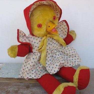 Rubber Beak Stuffed Duck, Talking Duck,Vintage Stuffed Animal, Anthropomorphic Stuffed Duck, Kitsch Duck With Easter Bonnet 