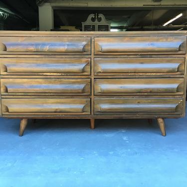 Customizable MCM Dresser with 8 drawers