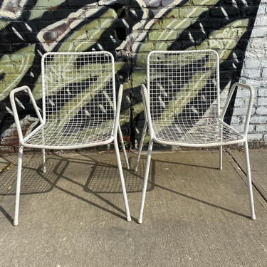 Outdoor Furniture From Vintage And Artisan S In New York City Attic - Vintage Wire Mesh Patio Furniture