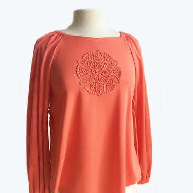 Vintage 70s coral blouse/ floral sun lace appliques/ Asymmetric bright hippie top/ side slits with rouleaux ties/ orange shirt/ V-shaped 