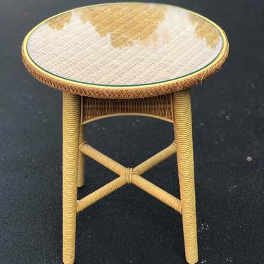 Vintage Henry Link small wicker side table. 