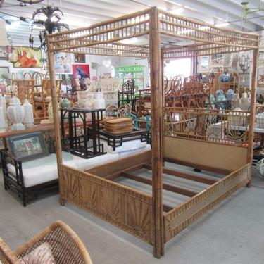 Bamboo &amp; Sea Grass Queen Canopy Bed
