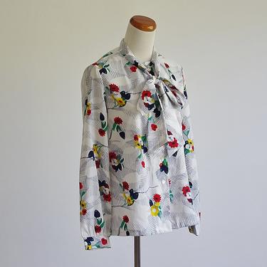 Vintage Secretary Blouse, 70s Printed Pussybow Blouse, Button Up Button Down Top, Long Sleeve Primary Color Flower Blouse, Medium 