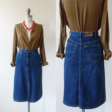 Vintage 70s Lee Denim Skirt/ 1970s High Waisted A Line Mid Length Jean Skirt/ Size 25 