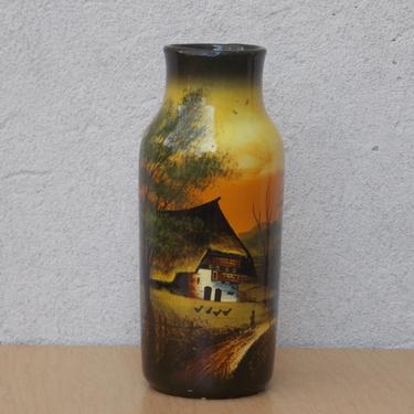 Handpainted German Majolika Schramberg Handgemalt Vase, Black Forest Scene 
