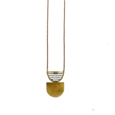 White Cistern Necklace
