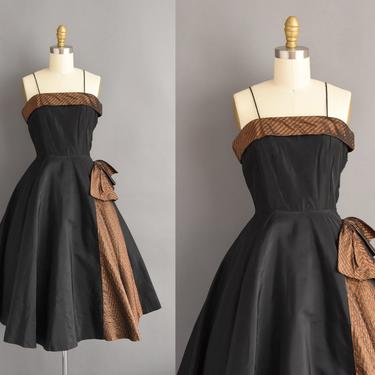 50s dress - vintage 1950s dress - butterscotch brown big bow sweeping full skirt party dress - Size Small black Fall cocktail party dress 