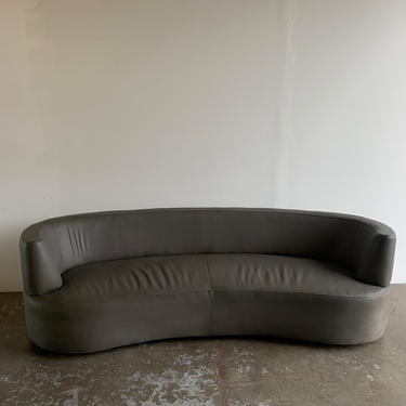 Vintage Serpentine sofa in leather 
