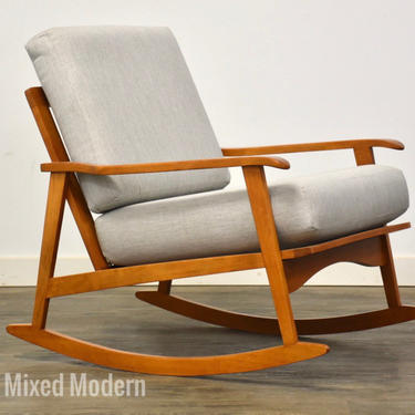 Mid Century Modern Grey Rocking Lounge Chair 