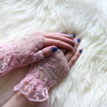 Vintage 80s Pink Lace Fingerless Gloves 